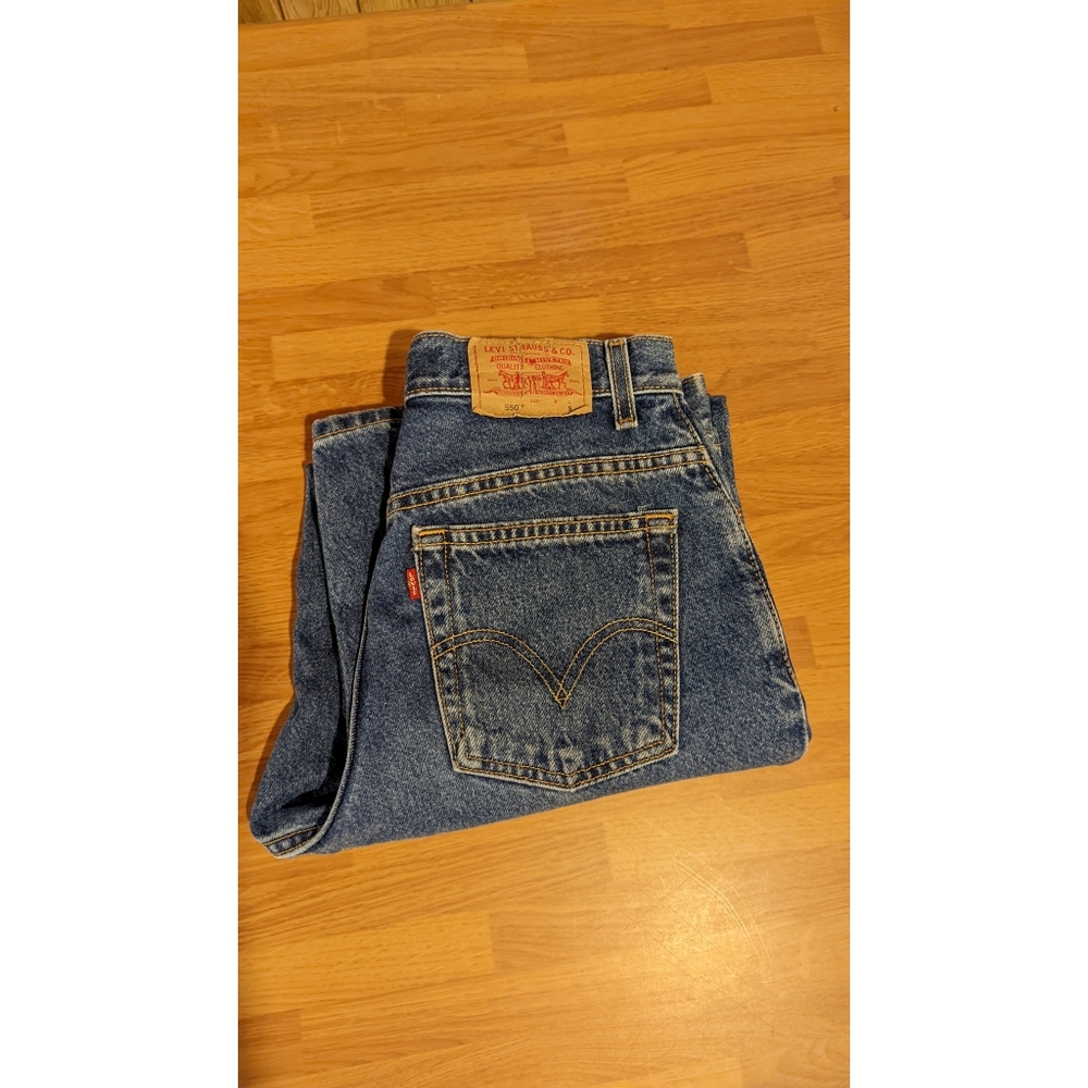 Levi 550 High Rise Jeans